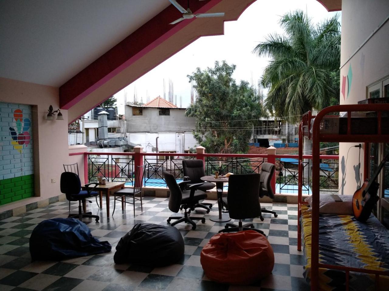 Hackerpacker Backpackers Hostel Bangalore Exterior photo